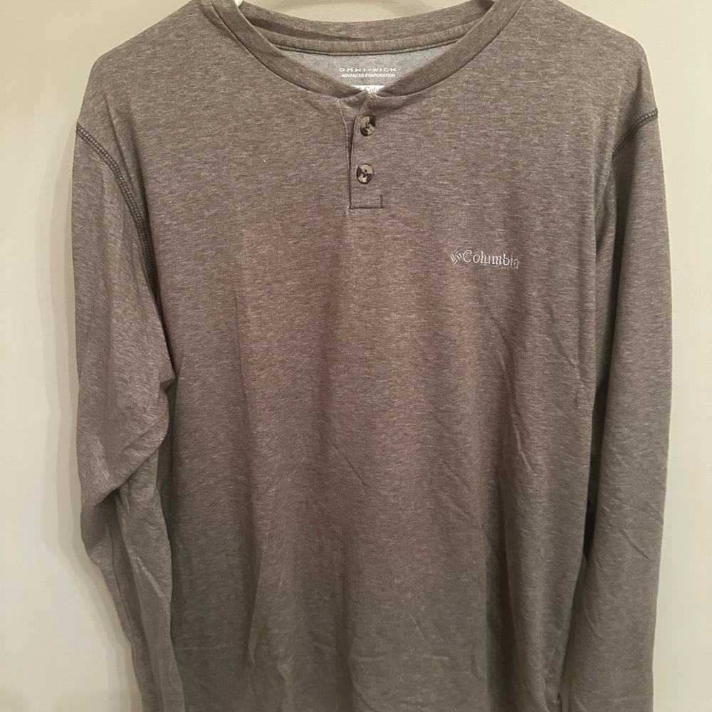 Columbia Men's Gray Henley Shirt